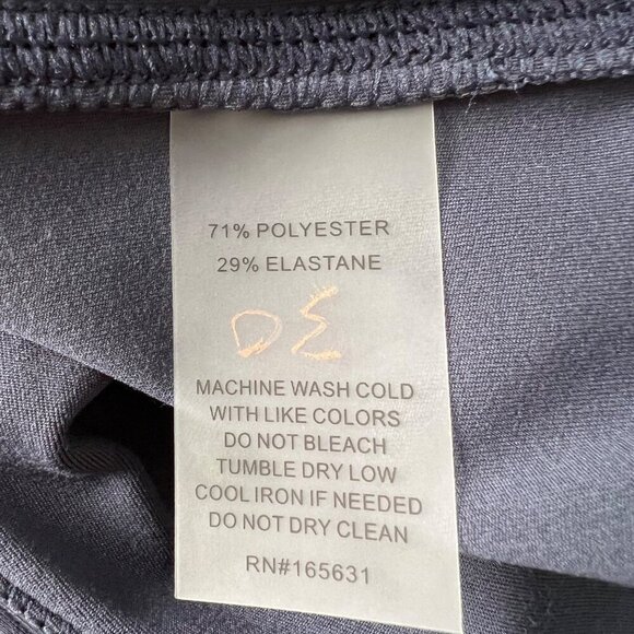 NWT Calme by Johnny Was Endurance Color Blocked Legging Navy Cream XS - Picture 10 of 11